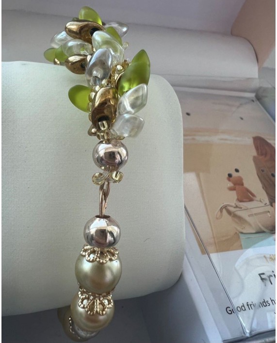 Комплект браслет та сережки із натуральних перлин та бісеру